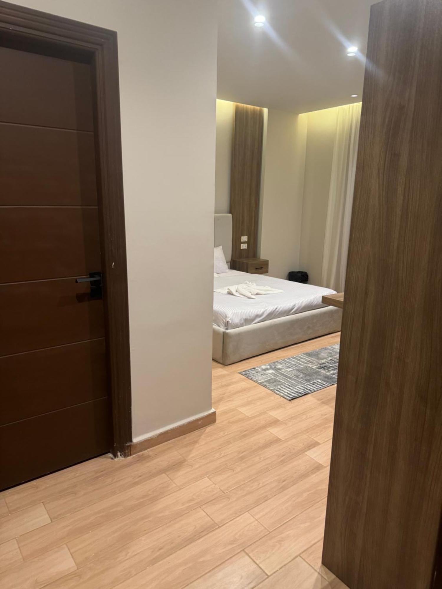 Historical Pyramids Hills Hotel 3*