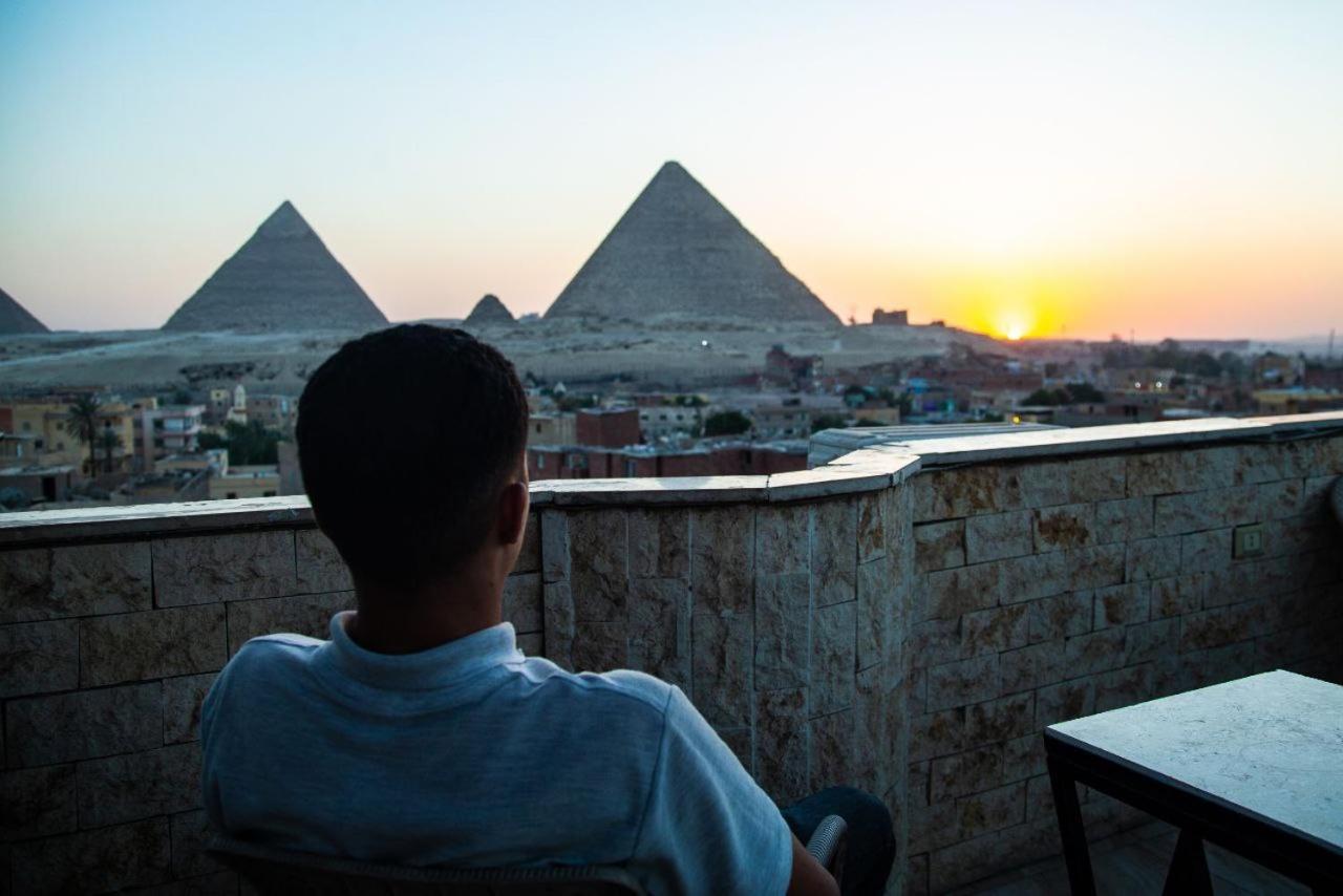 Historical Pyramids Hills Hotel